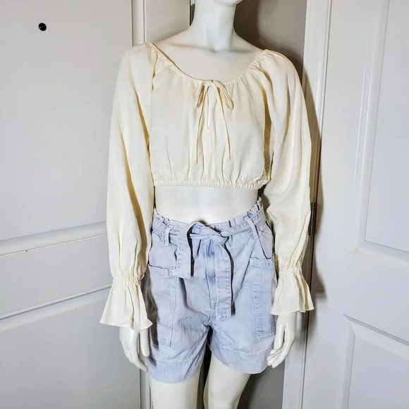 NWT WEWOREWHAT Women's Cream Colored Babydoll Crop Top Blouse Size XS - Picture 1 of 16